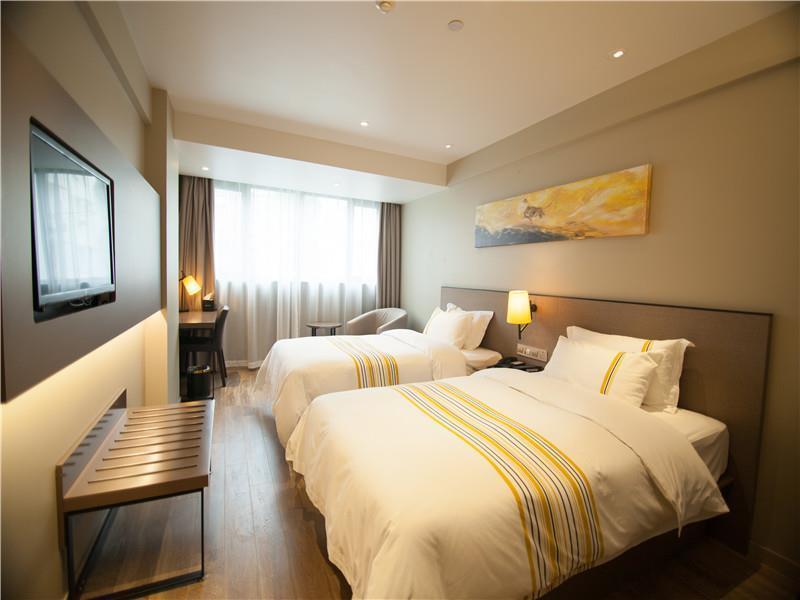 Home Inns Plus Shanghai Xujiahui Branch Exterior photo